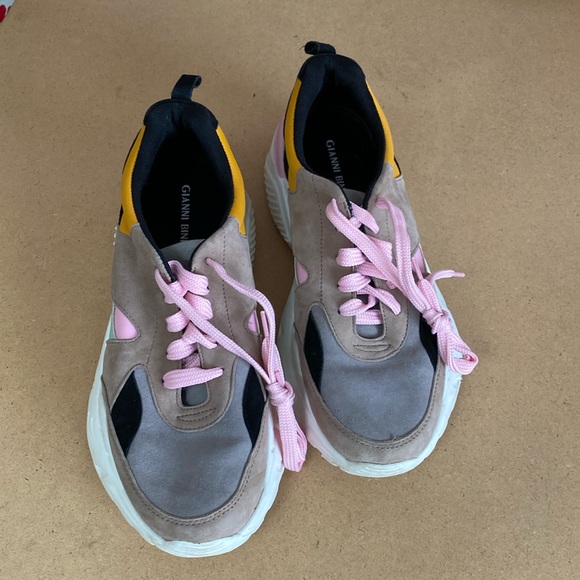 Gianni Bini Color Block Retro Platform Sneakers. Size 8.5 - Picture 2 of 8